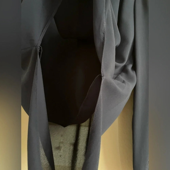 THML layered blouse in blue with attached tank - Picture 6 of 8